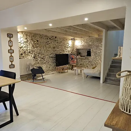 Nyaraló La Charmante *